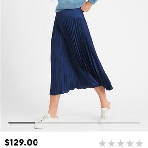 Banana Republic skirt still for sale their website
